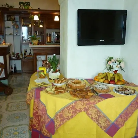 Bed & Breakfast Lantico Borgo Dei Limoni 5*